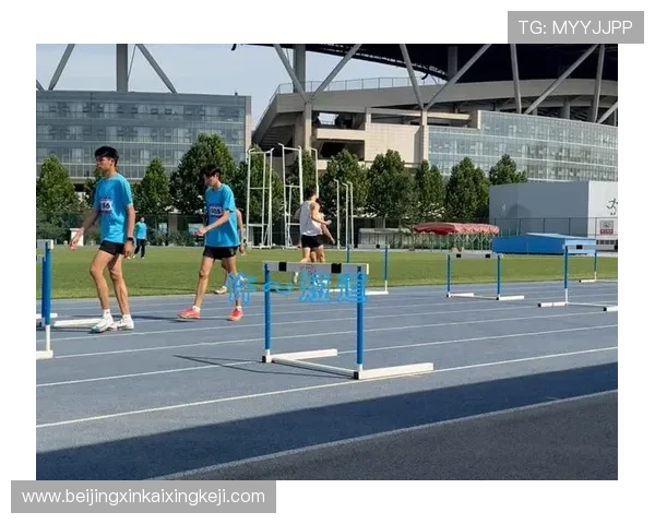 跨栏运动入门基础教程全面解析与技巧提升方法 跨栏运动入门基础教程全面解析与技巧提升方法